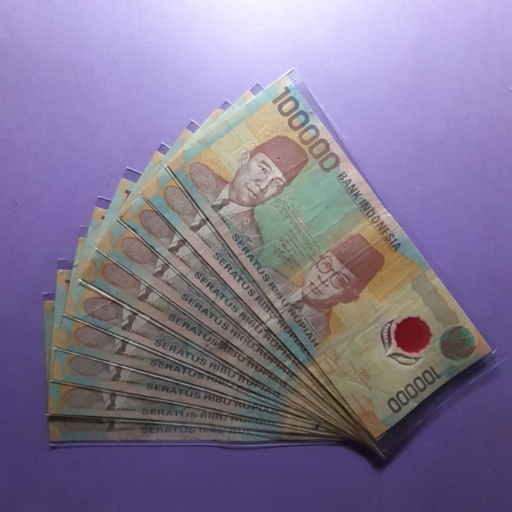 Uang kuno 100000 rupiah polymer tahun 1999