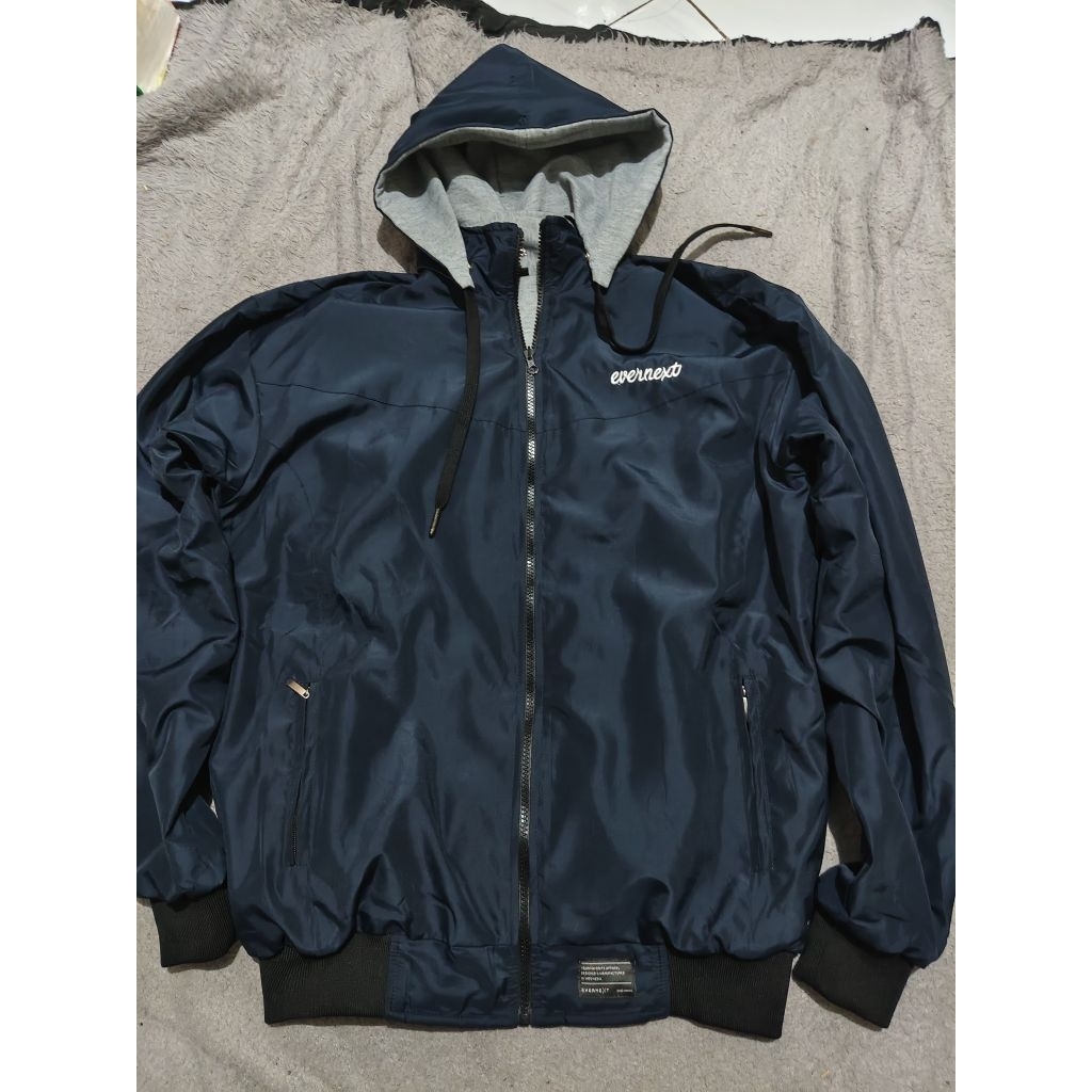 Jaket bolak balik warna navy grey size xl (second)