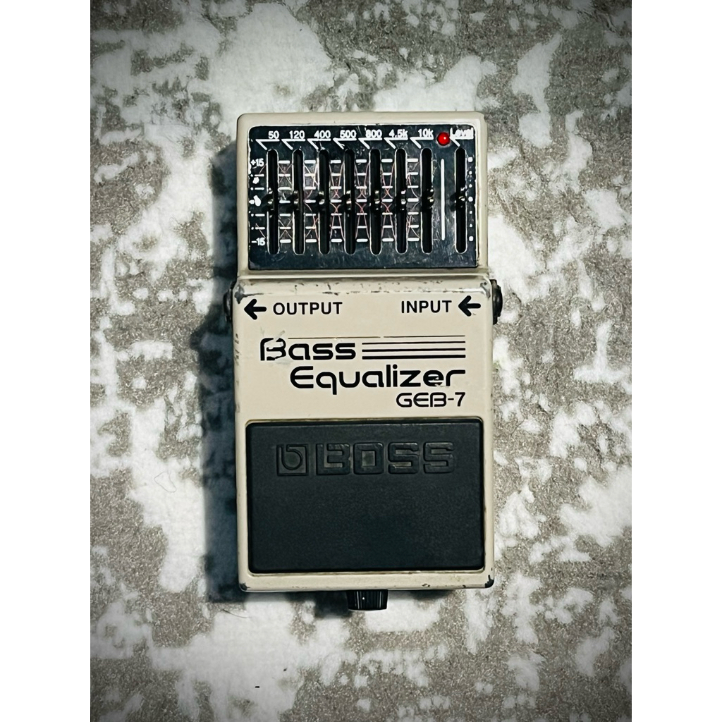 BOSS GEB-7 Bass Equalizer 2nd Pedal Efek Bass