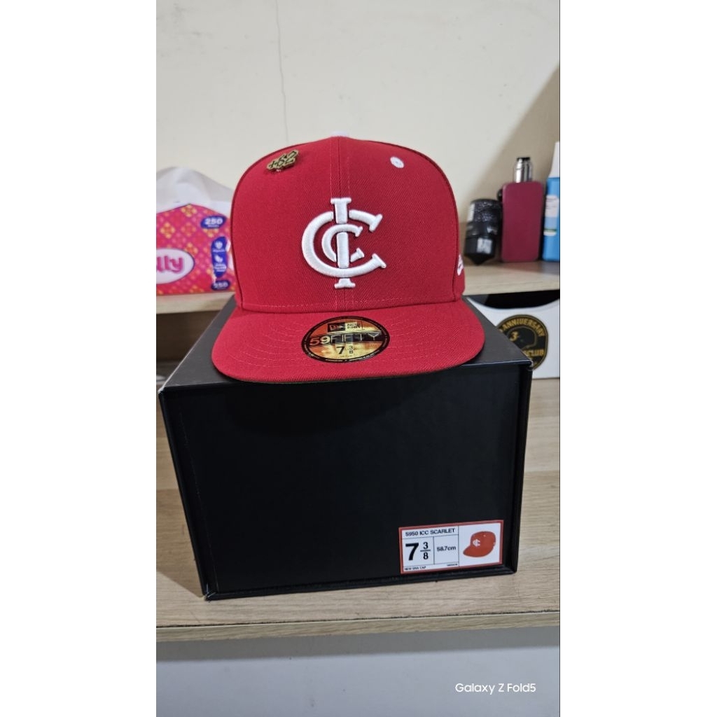 Topi New Era ICC Merah Full Set With Box & PIN (Indo Caps Club x New Era)