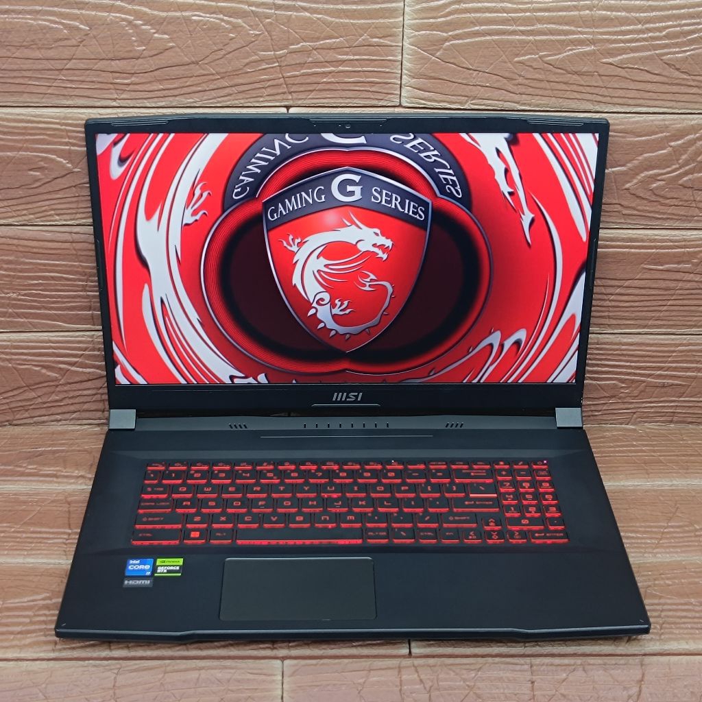 Laptop MSI GAMING KATANA GF76 12UC Intel Core i7-12700H RAM 16GB SSD 512GB RTX 3050 GEN12 144Hz