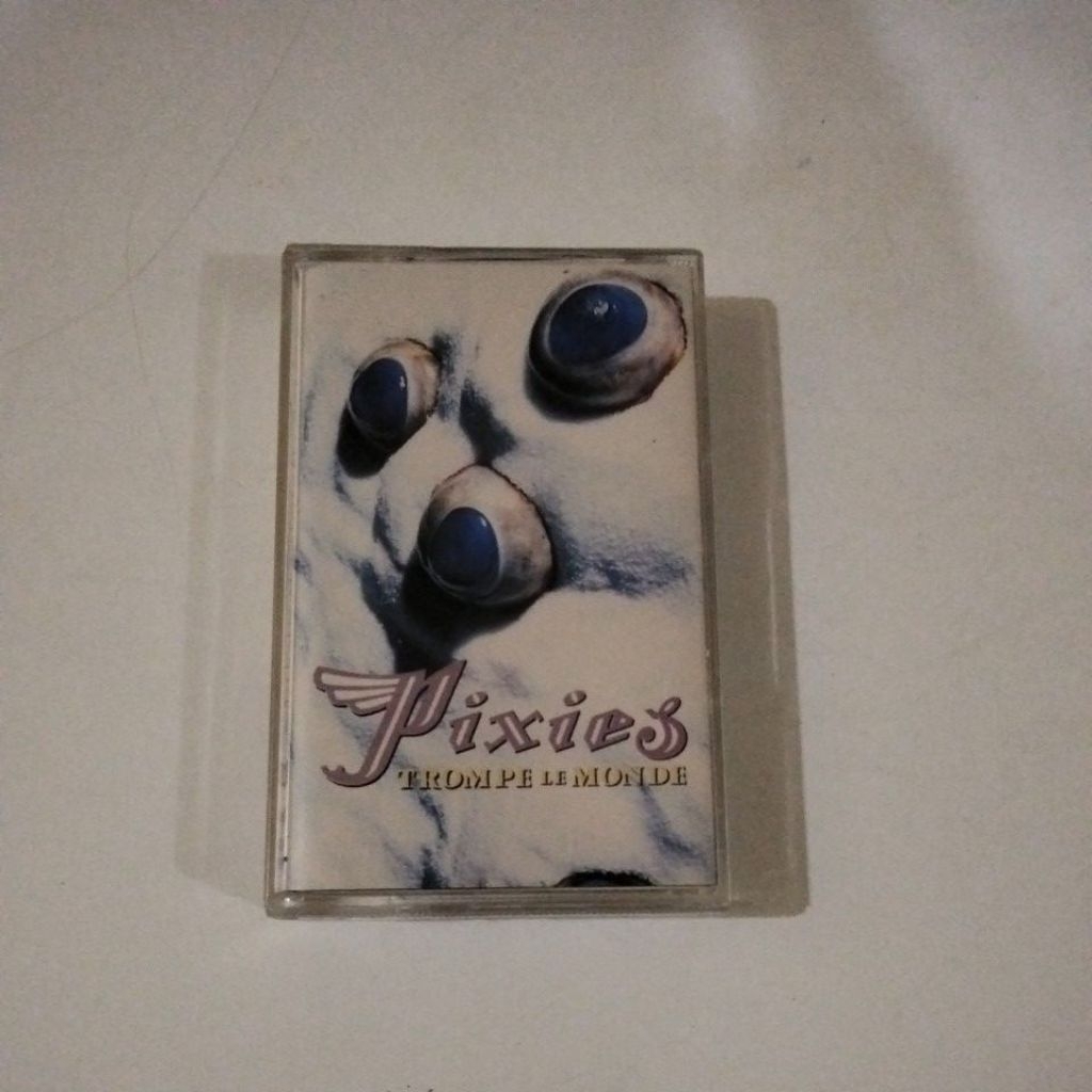 KASET PITA IMPORT PIXIES TROMPE LE MONDE