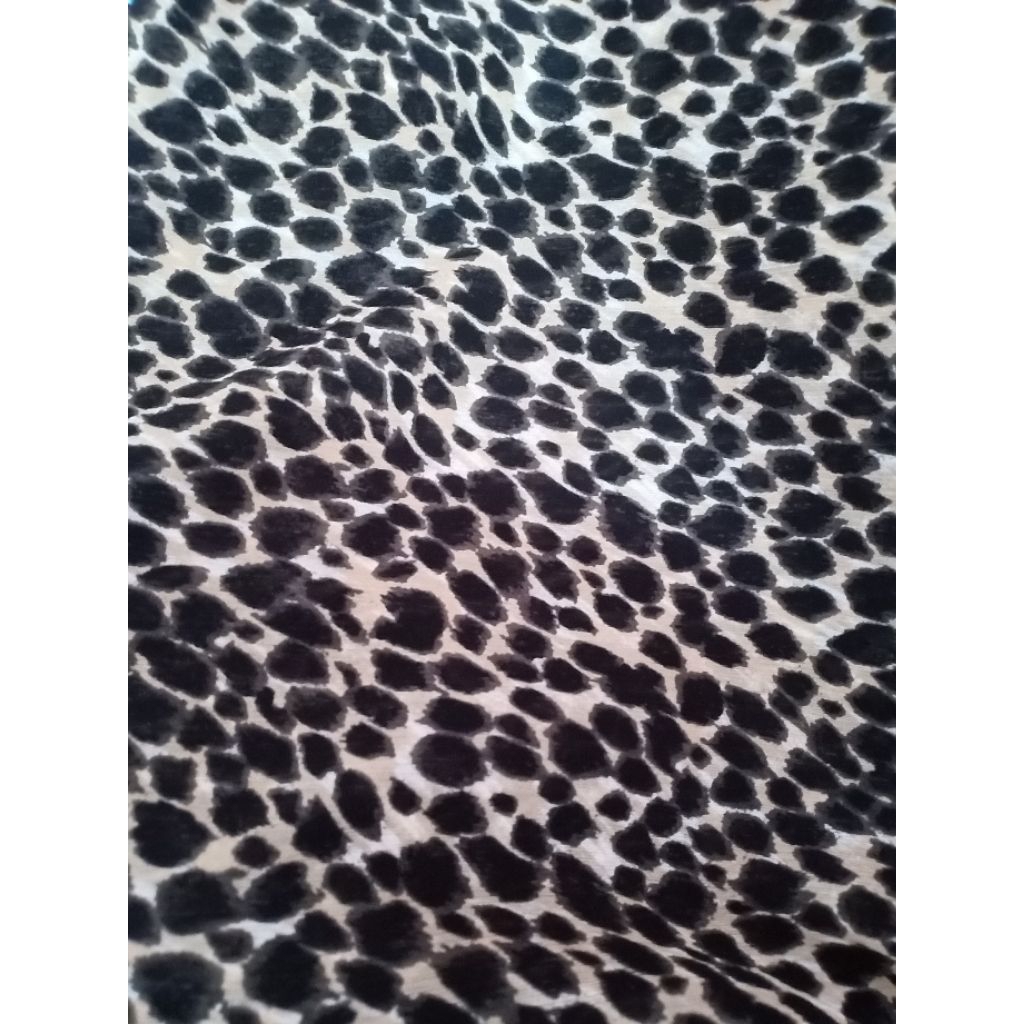 KAIN CERUTI CRINKLE MOTIF LEOPARD HITAM COKLAT (280 & 290 cm)