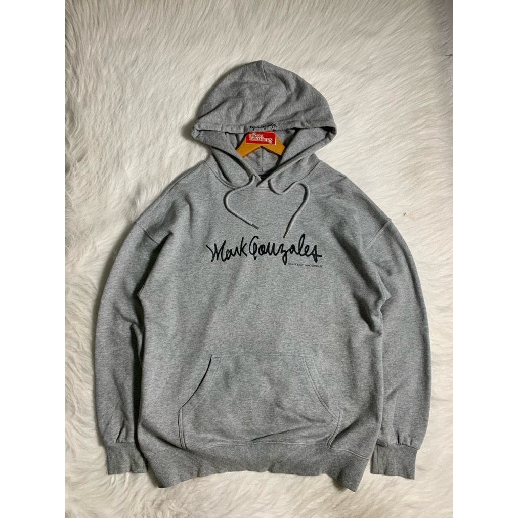 Hoodie Mark Gonzales second (4036) - Hoodie second - hoodie second branded - Jaket Second - Jaket Se