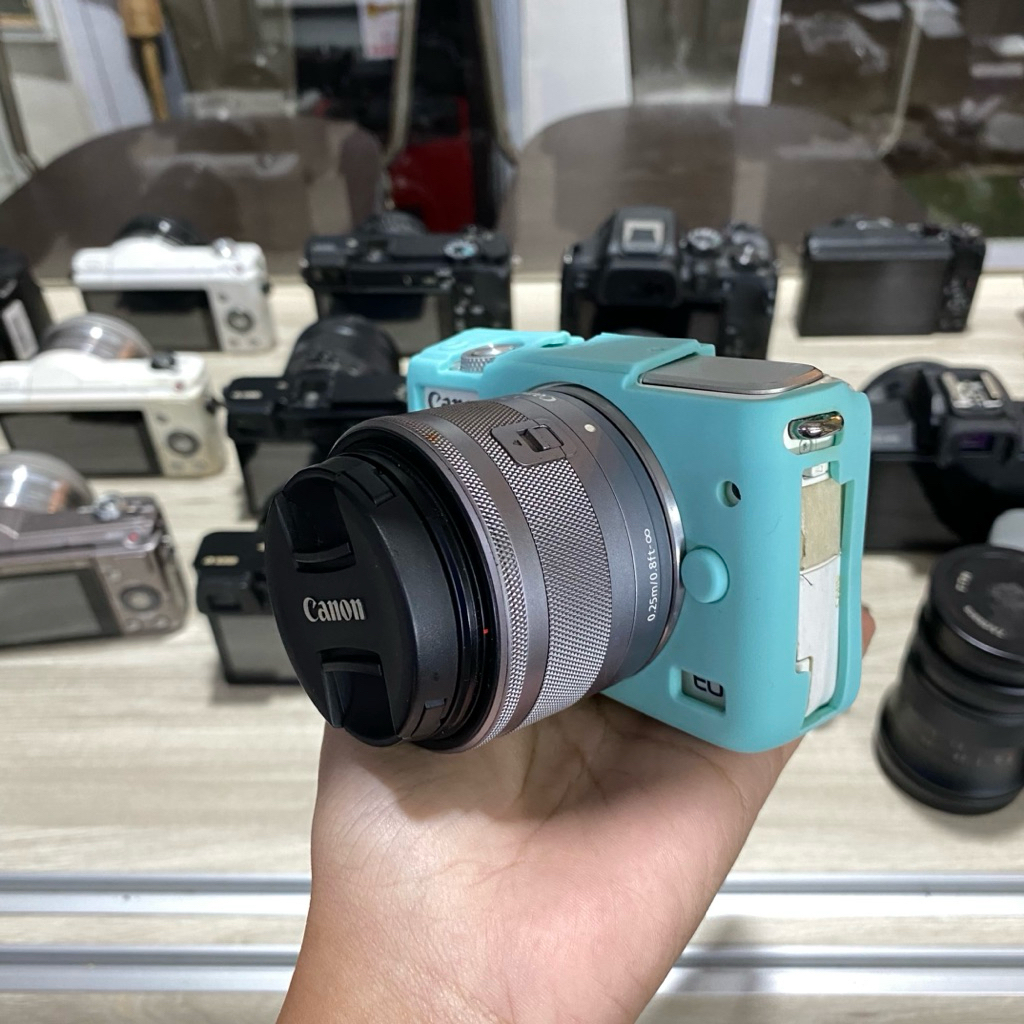 Canon eos M10 + lensa 15-45mm