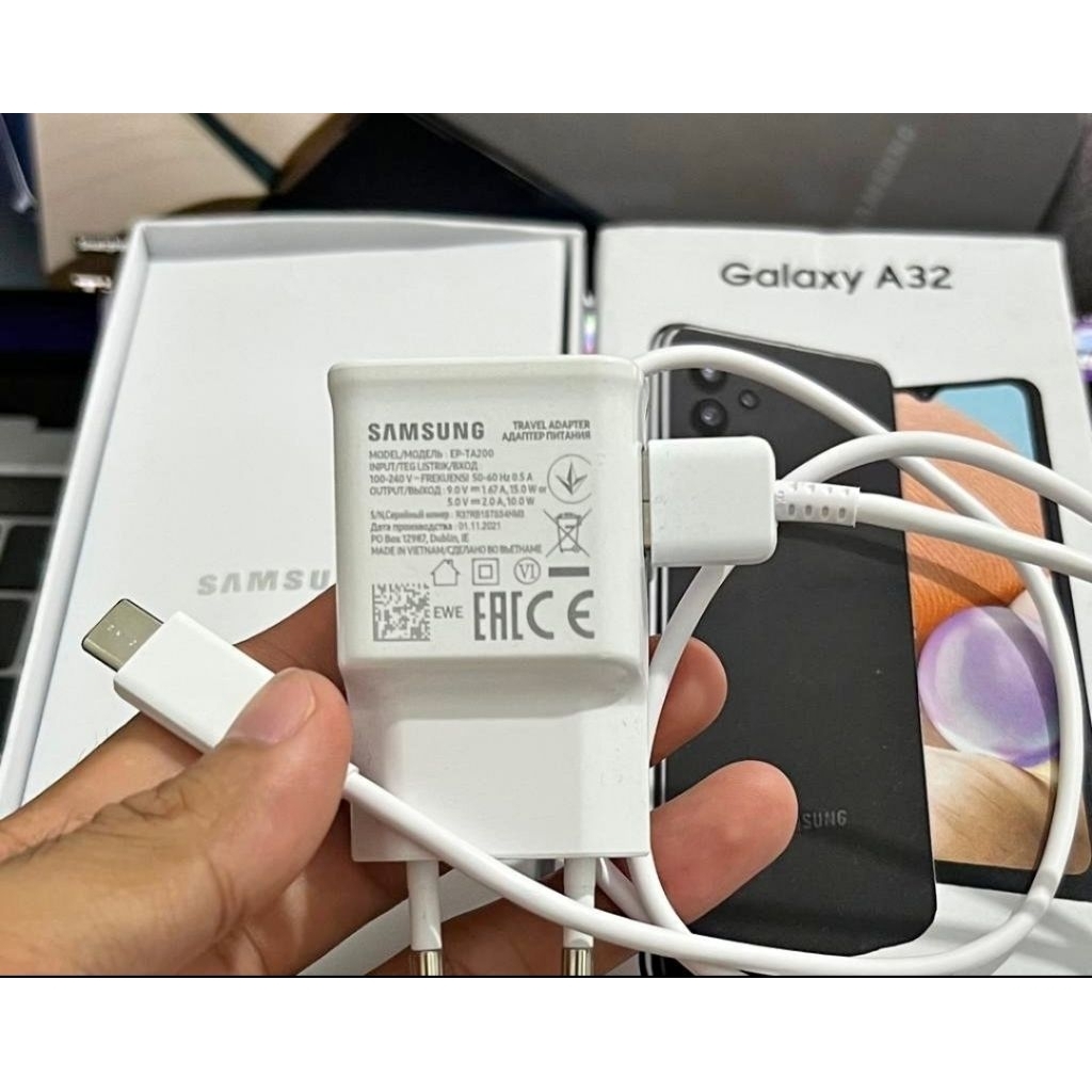 Charger original Samsung 15 watt fast charger type c bawaan hp