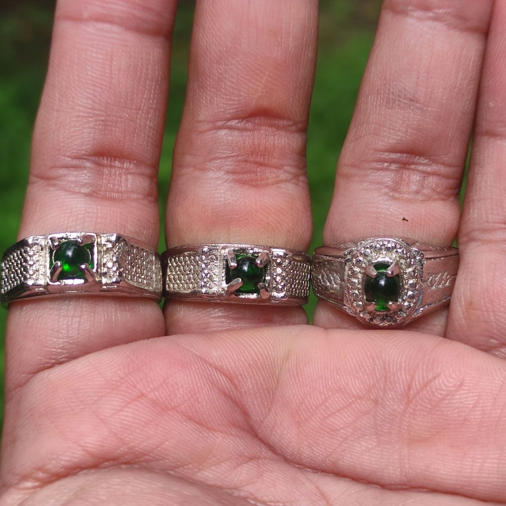 Cincin batu akik Geliga lipan hijau green emerald