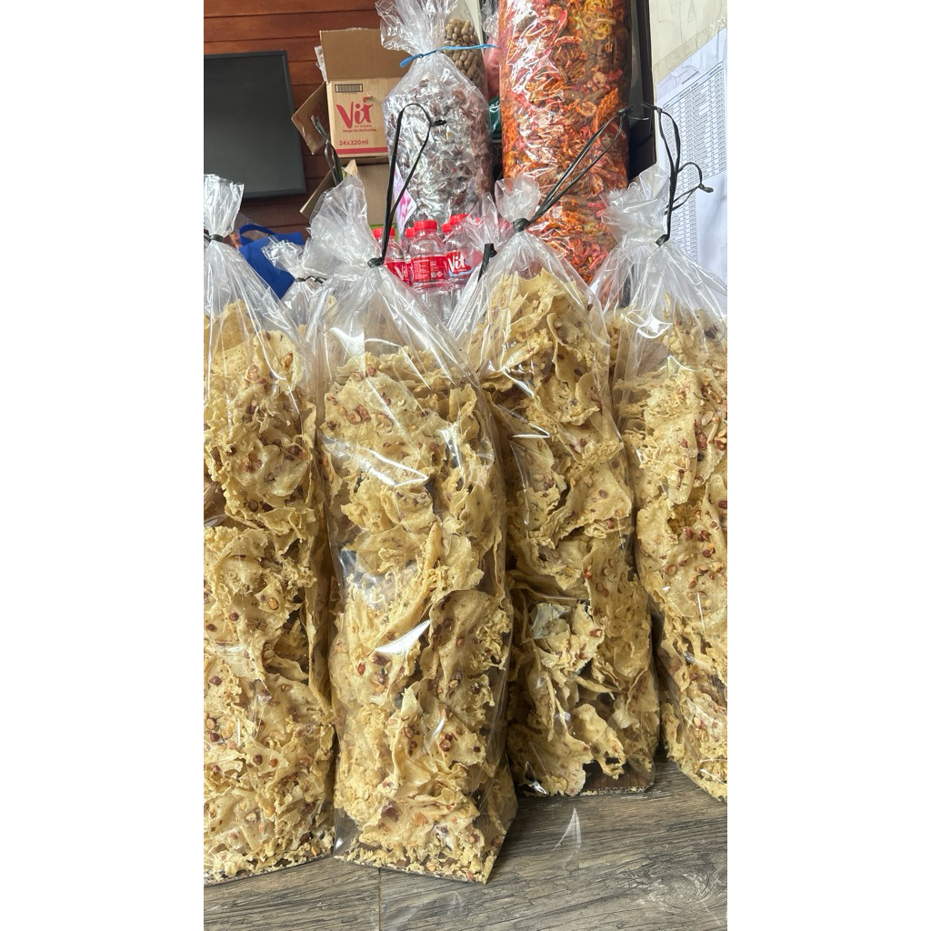 1kg Peyek Kacang / Peyen Rebon / Peyek Kacang Ijo / Rempeyek / Peyek kiloan / Peyek Murah enak dan g