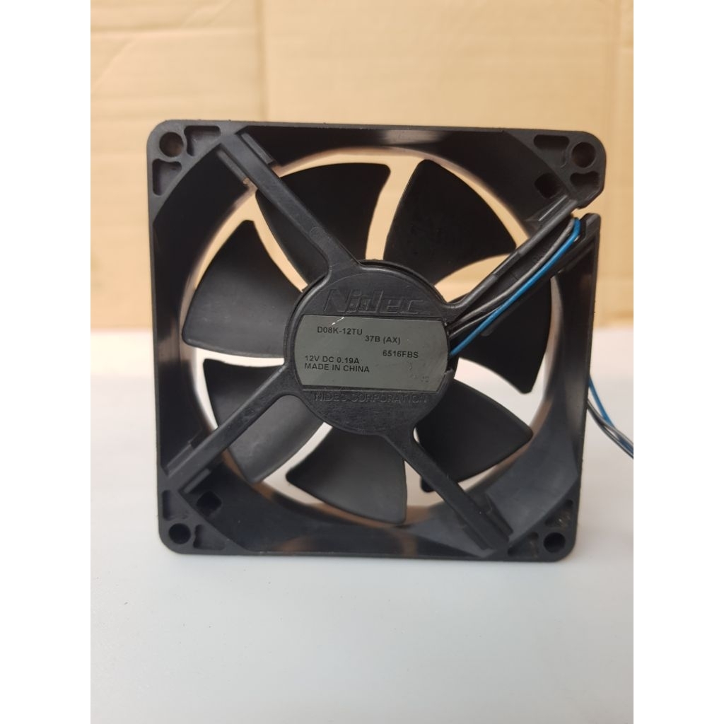 Fan kipas Nidec DC 12V-0.19A 8X8CM 3pin