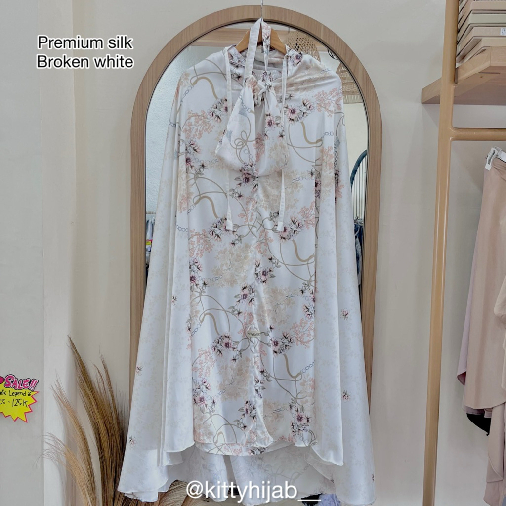 KITTY HIJAB MUKENA UMROH / mukena putih premium / mukena rayon renda jumbo/ Mukena silk satin premiu