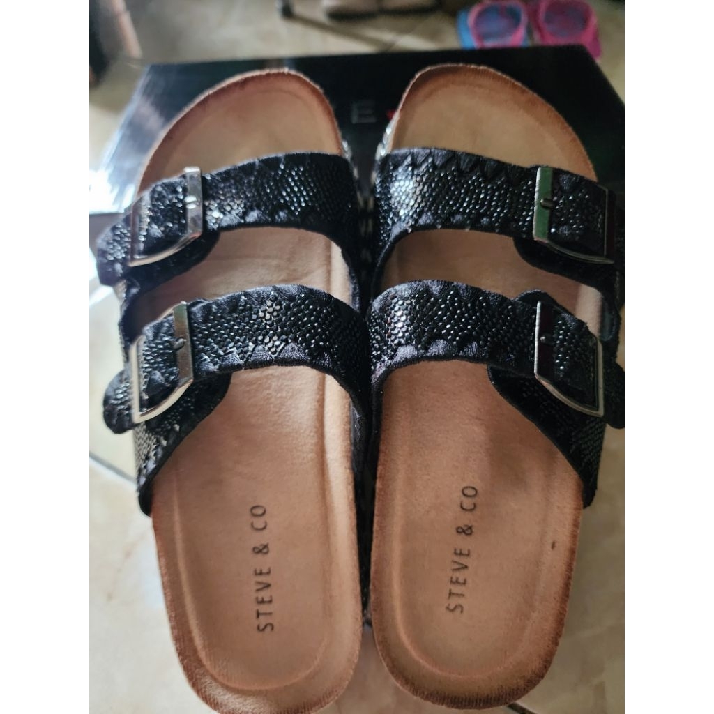 Sandal Wanita Steve& co- Preloved