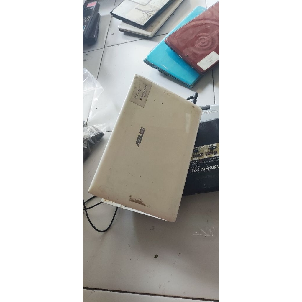 netbook asus 1025