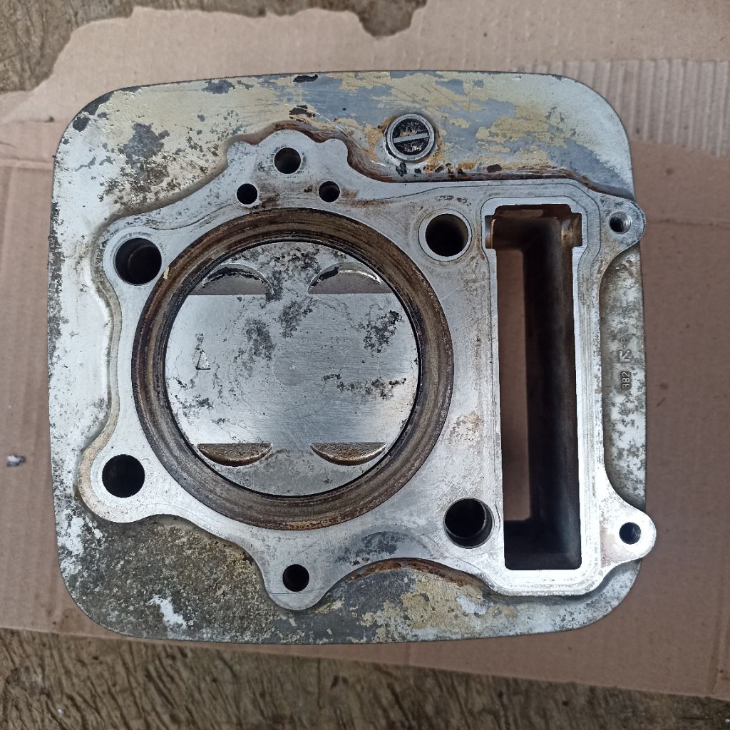 Original blok seher cylinder block piston Suzuki gsx 250 thunder gsx250