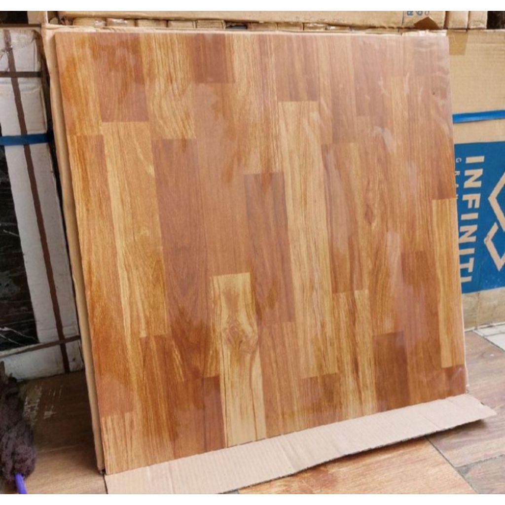 Granit indogres farquet Wood 60x60 motif kayu matth