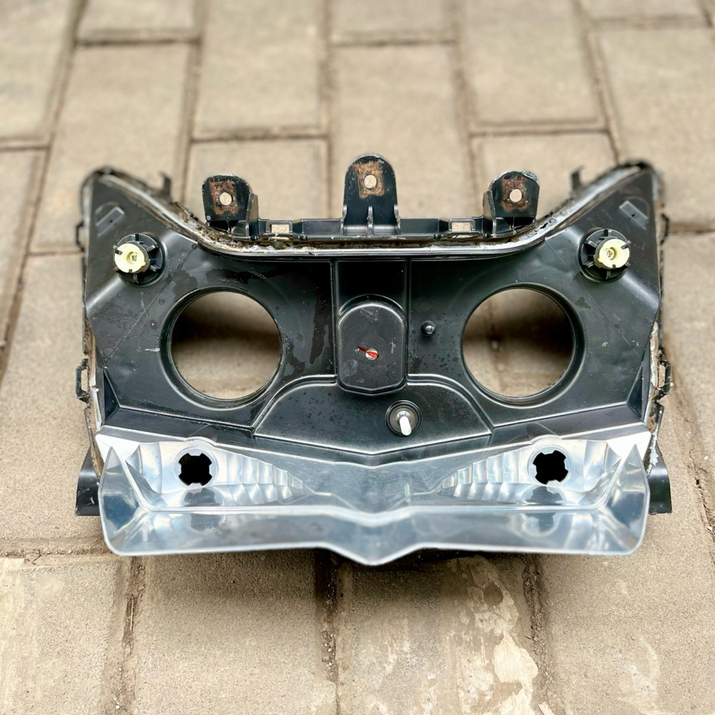 Housing Batok Lampu Depan Vario 125 Old KZR Original Copotan