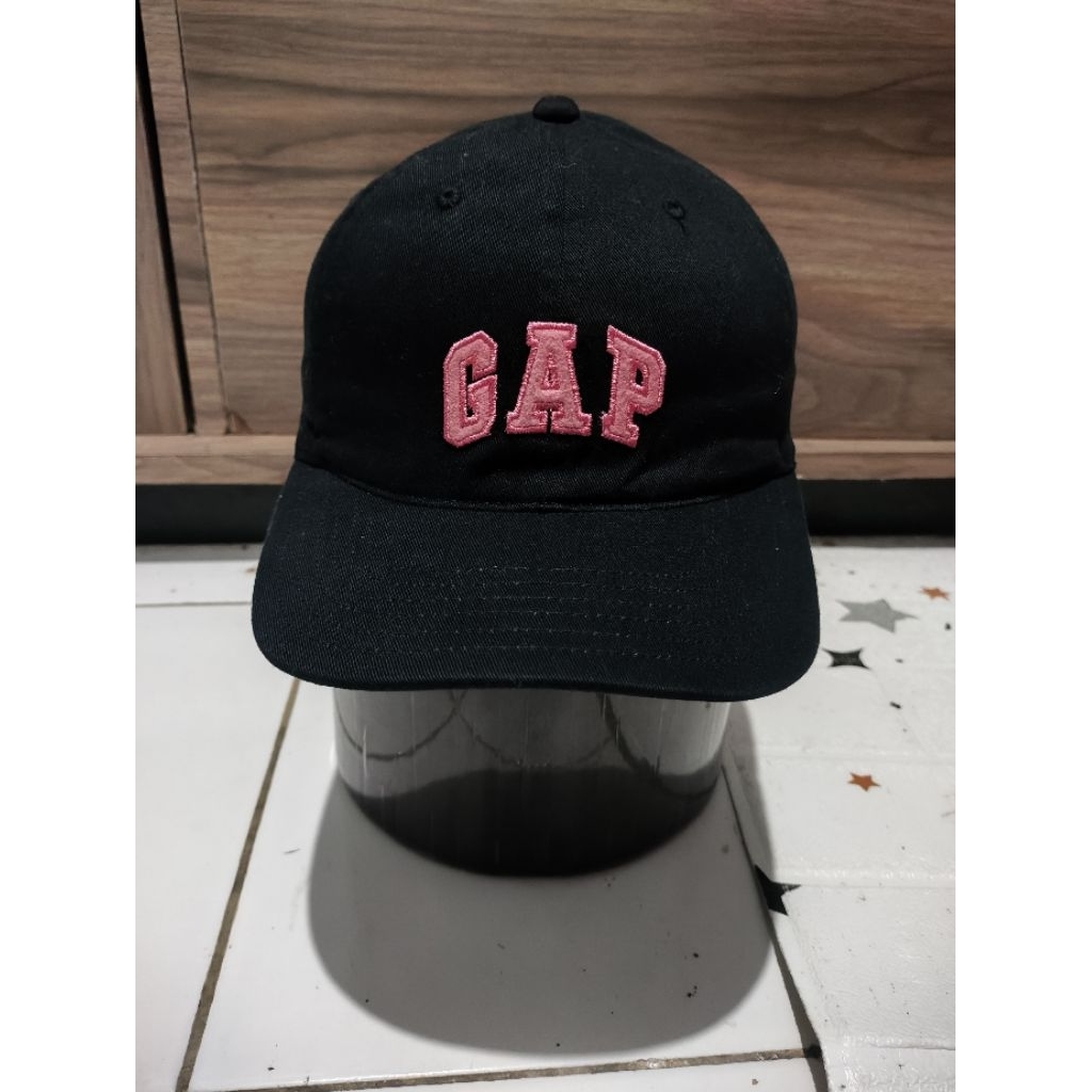 GAP topi gap original full tag hitam pekat dewasa
