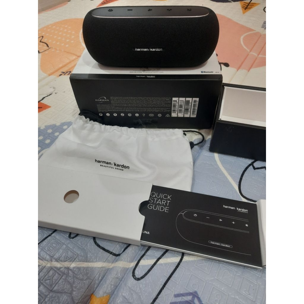 harman kardon luna by jbl bose marshall speaker bluetooth
