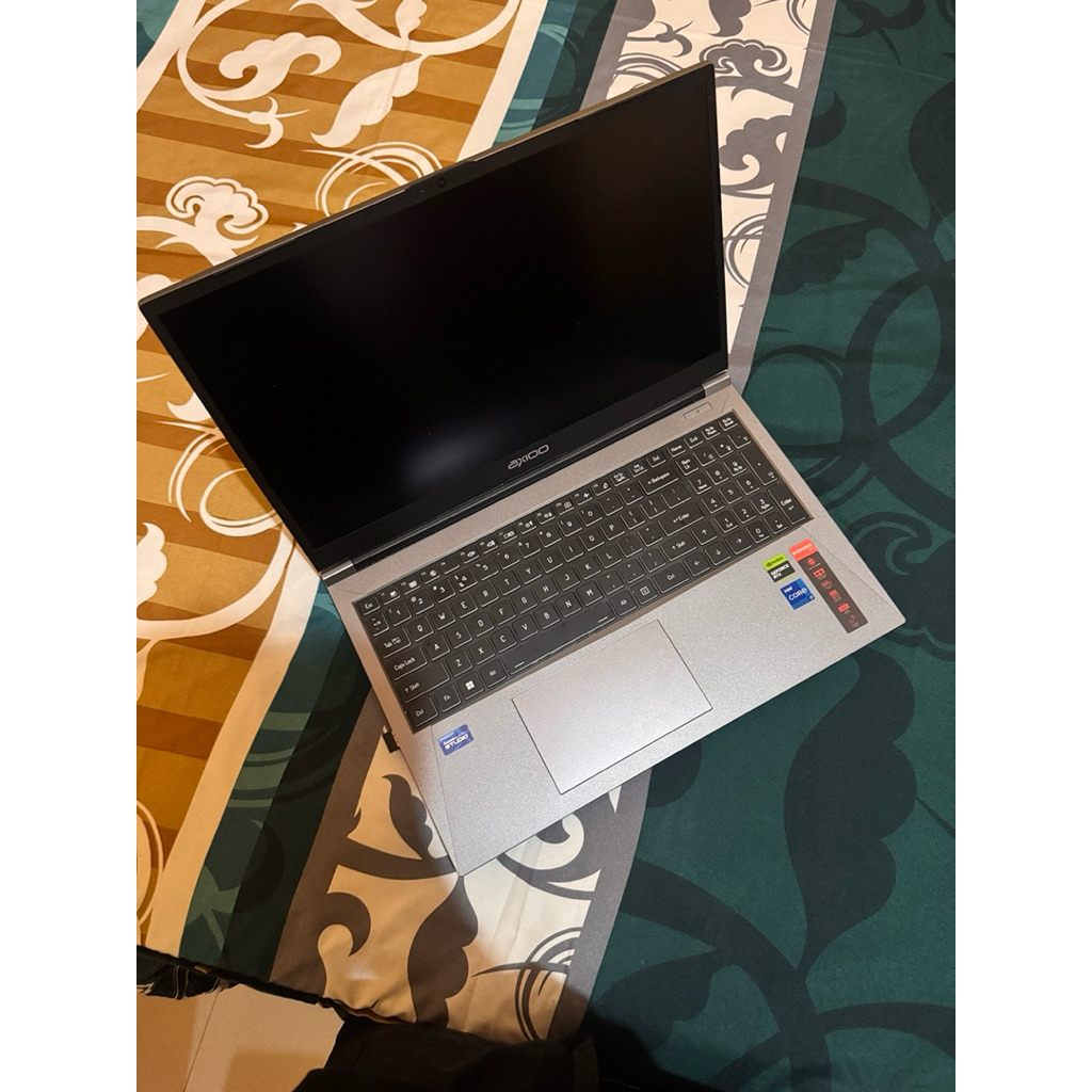 AXIOO PONGO 760