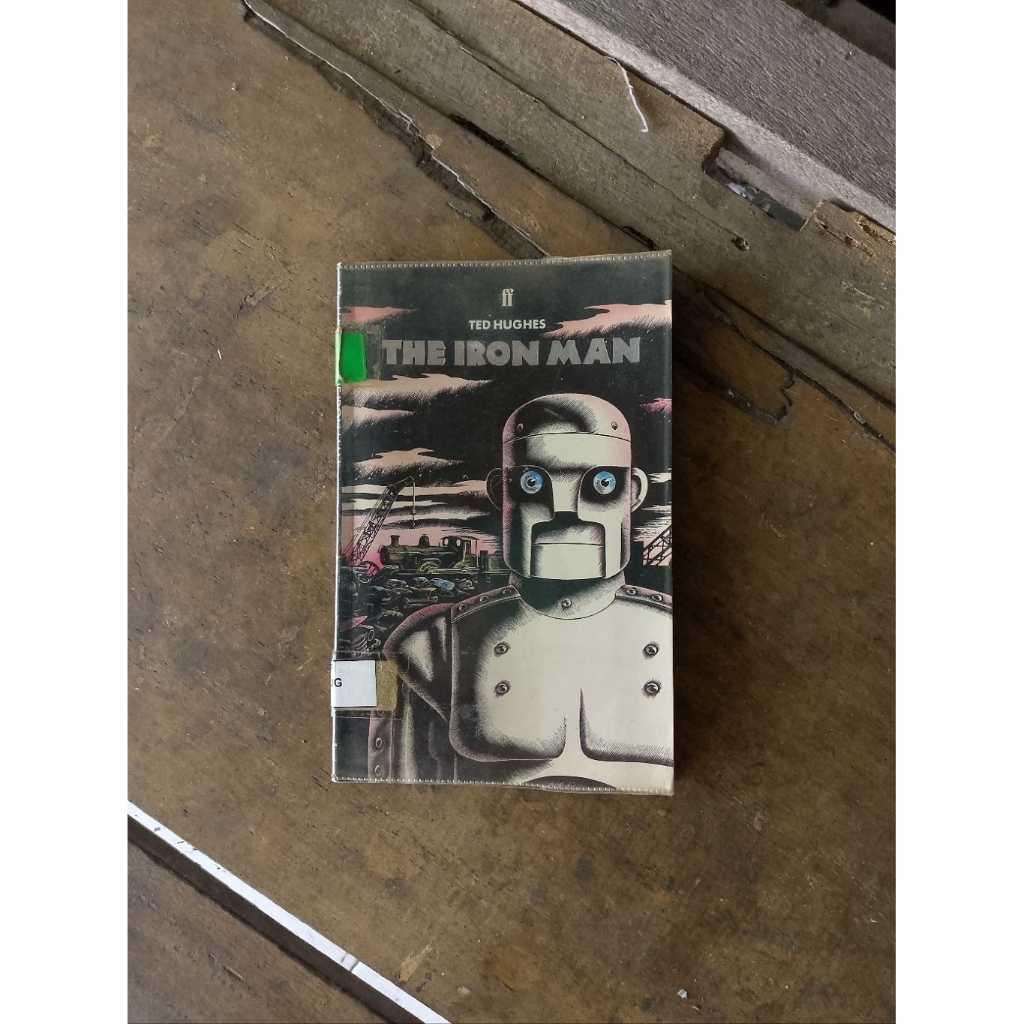 Buku Novel Import The Iron Man - Ted Hughes
