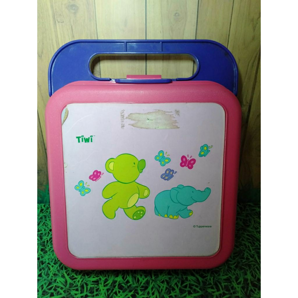 box lunch anak - anak TUPPERWARE ORIGINAL ASLI
