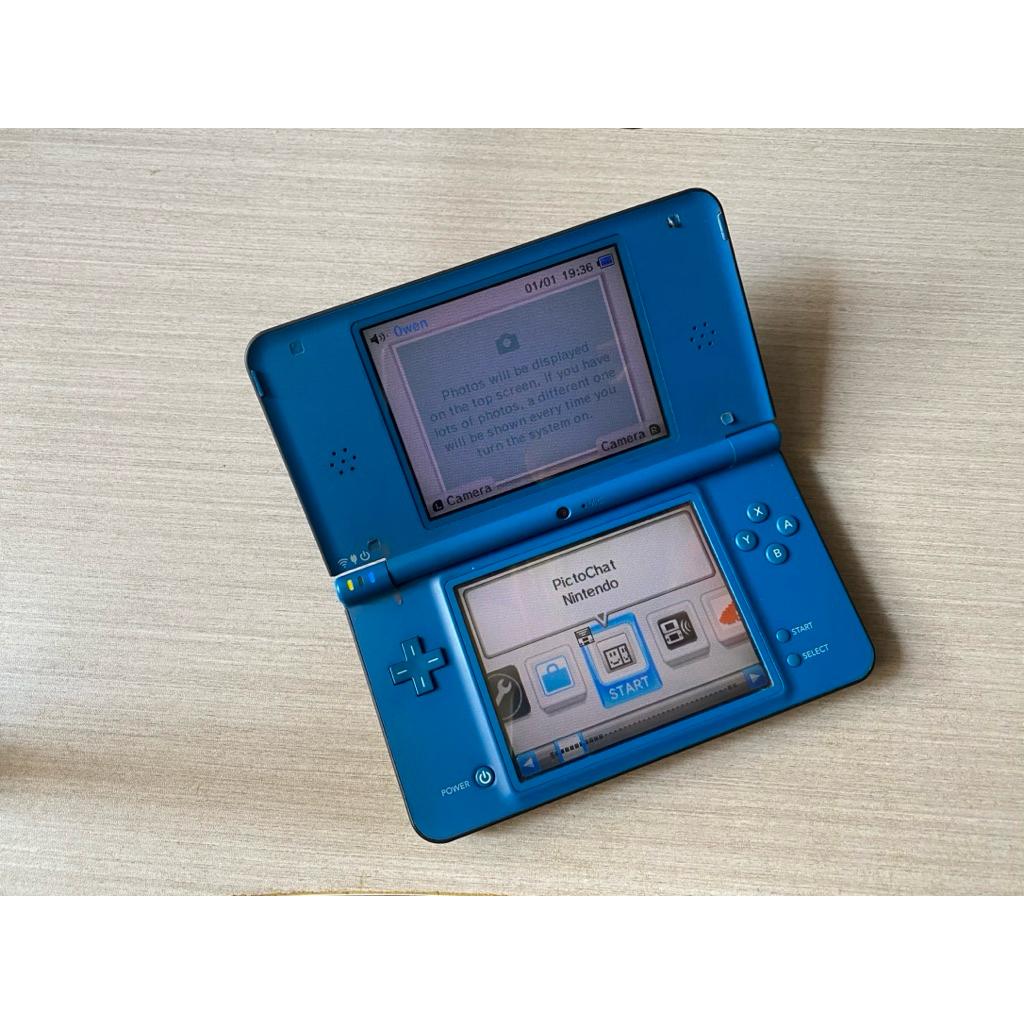Nintendo DS i XL