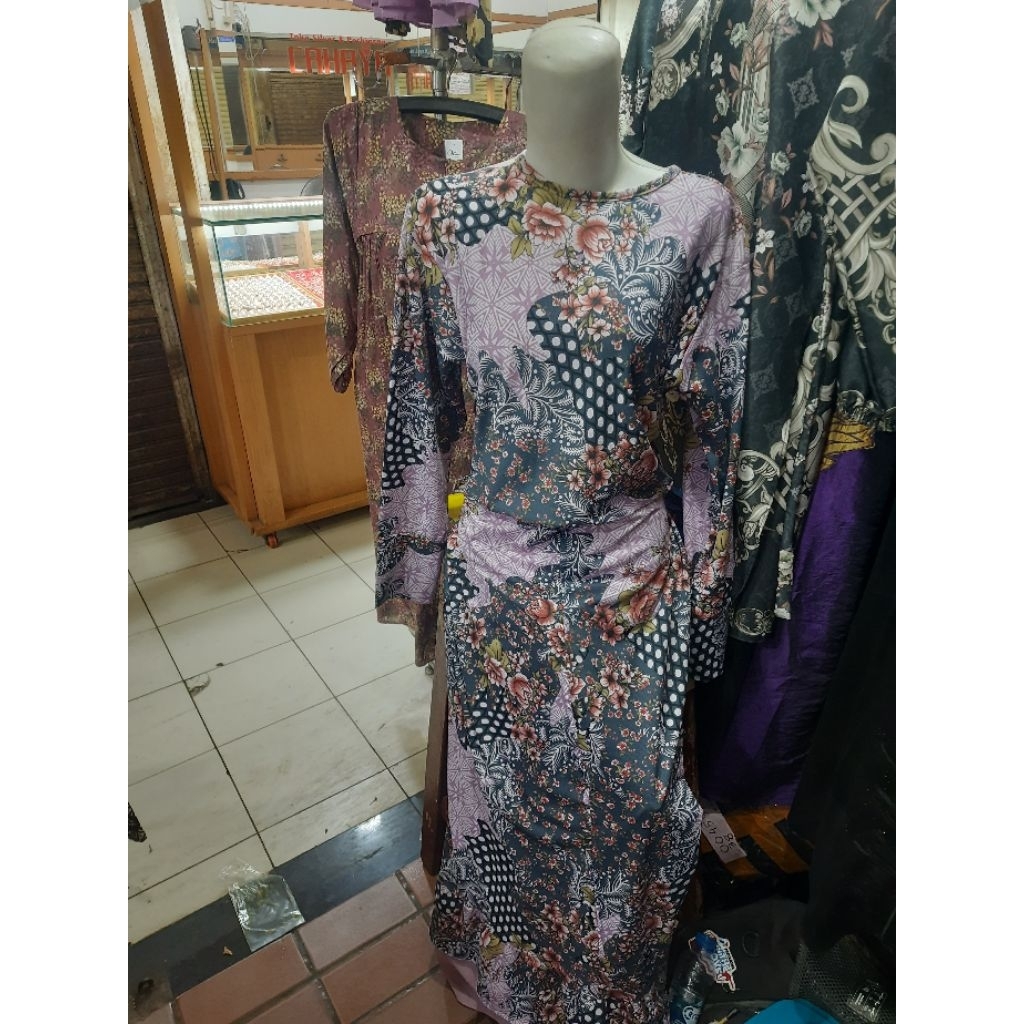 JUAL GAMIS WARNA UNGU DENGAN MOTIF FULL PRINT BUNGA BUNGA