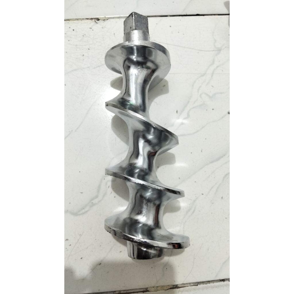 ulir as gilingan daging no 32 bahan besi cor / ulir as giling daging no 32