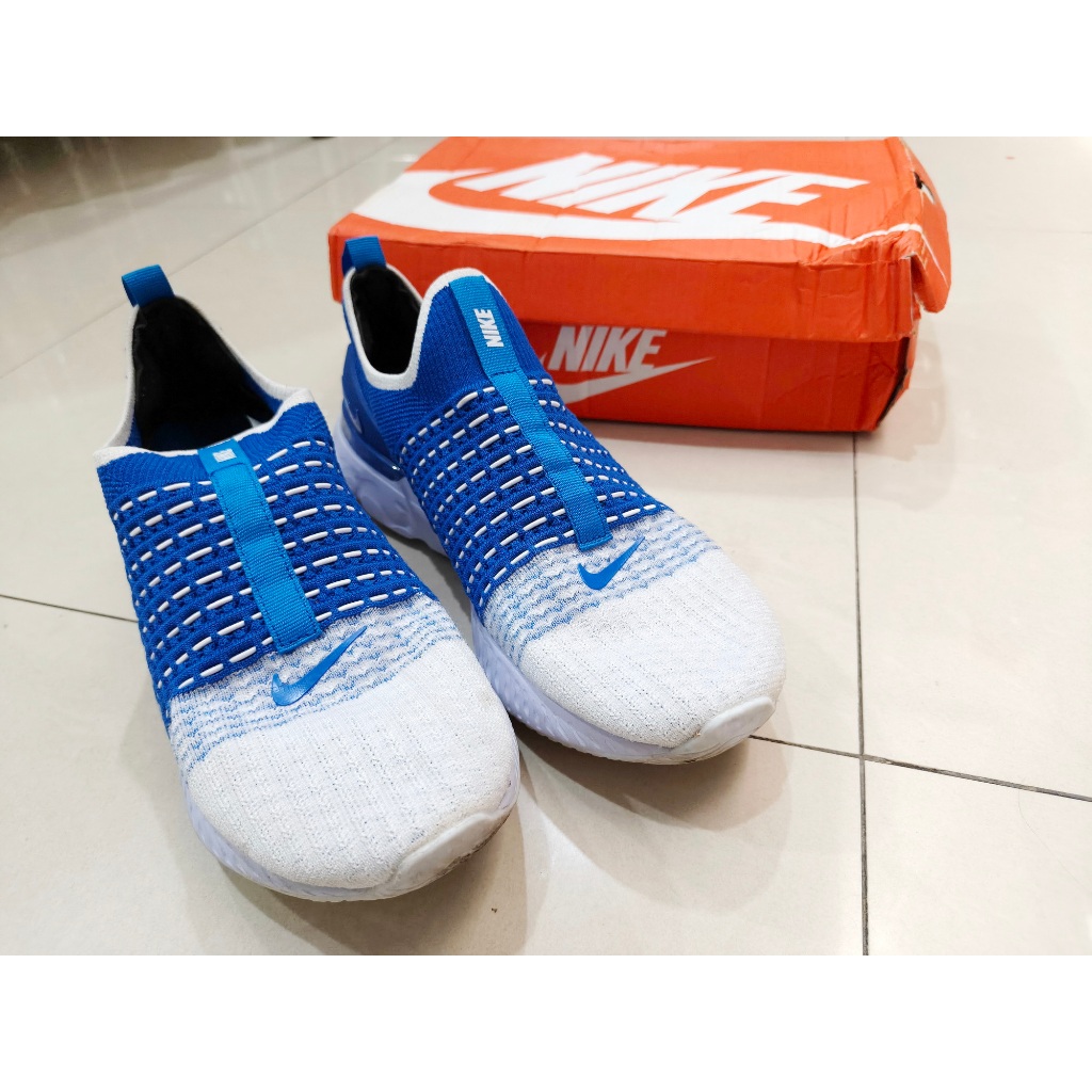 Preloved Sepatu Lari Nike React Phantom Run Flyknit 2 Blue White Size 44 Original Like New