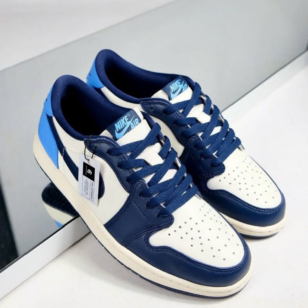 AJ 1 RETRO LOW OG OBSIDIAN BLUE