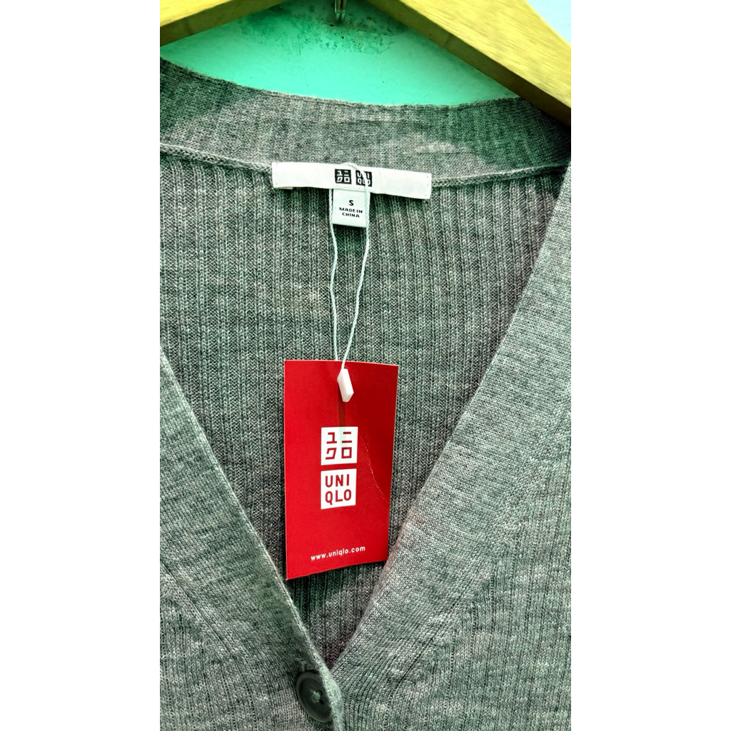 Cardigan UNIQLO ORIGINAL