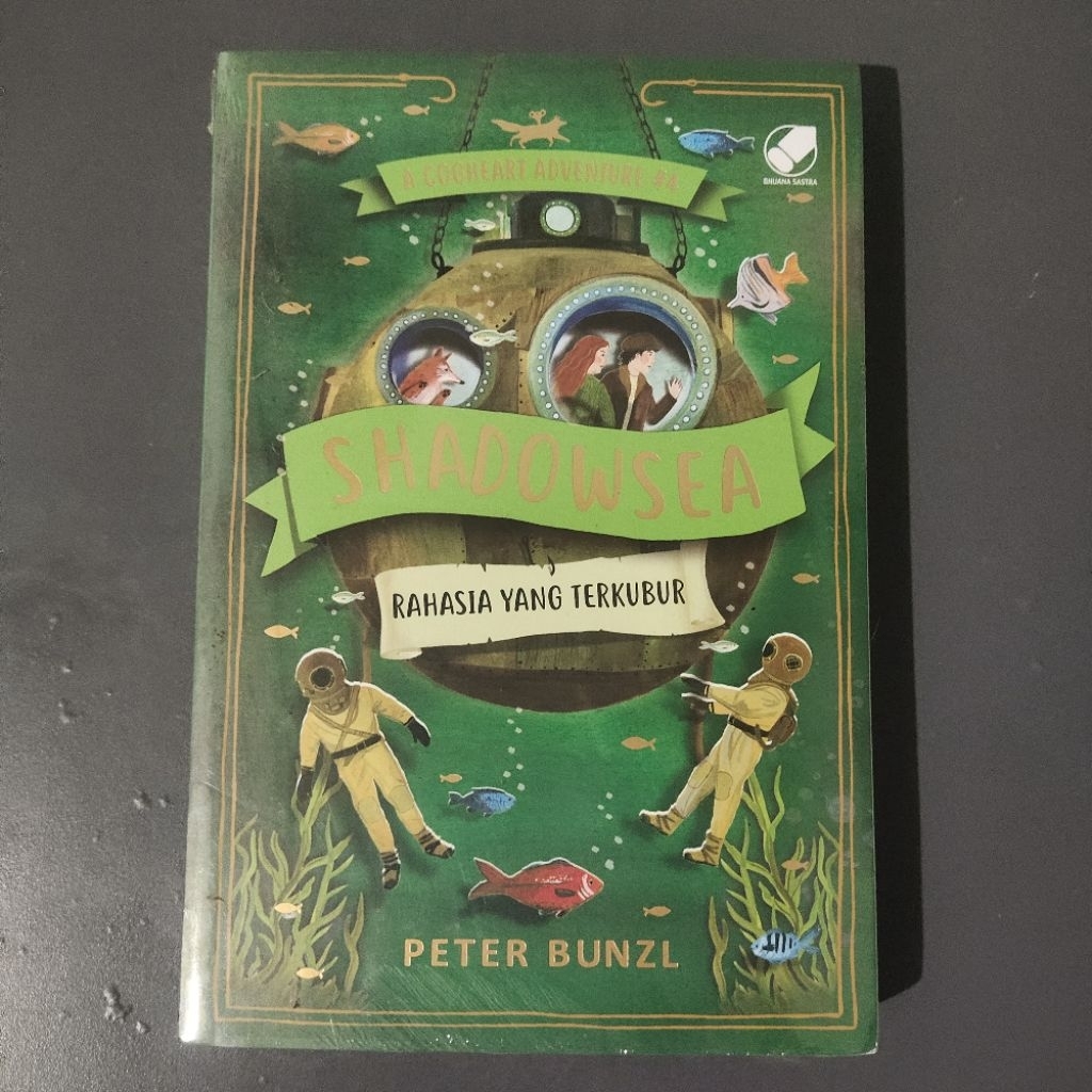 Shadowsea A Cogheart Adventure #4 [Rahasia yang Terkubur] - Peter Bunzl