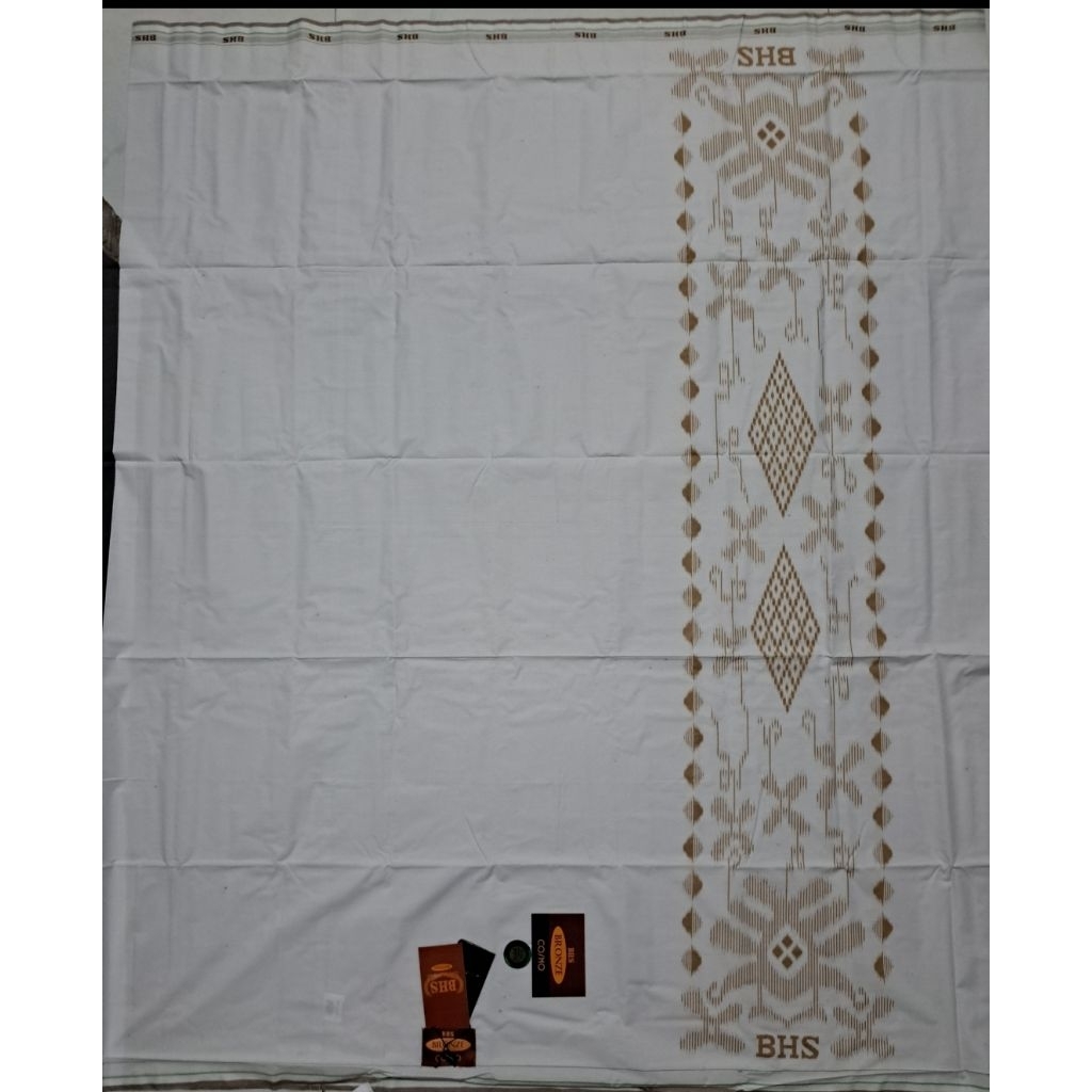 Sarung BHS Bronze Cosmo