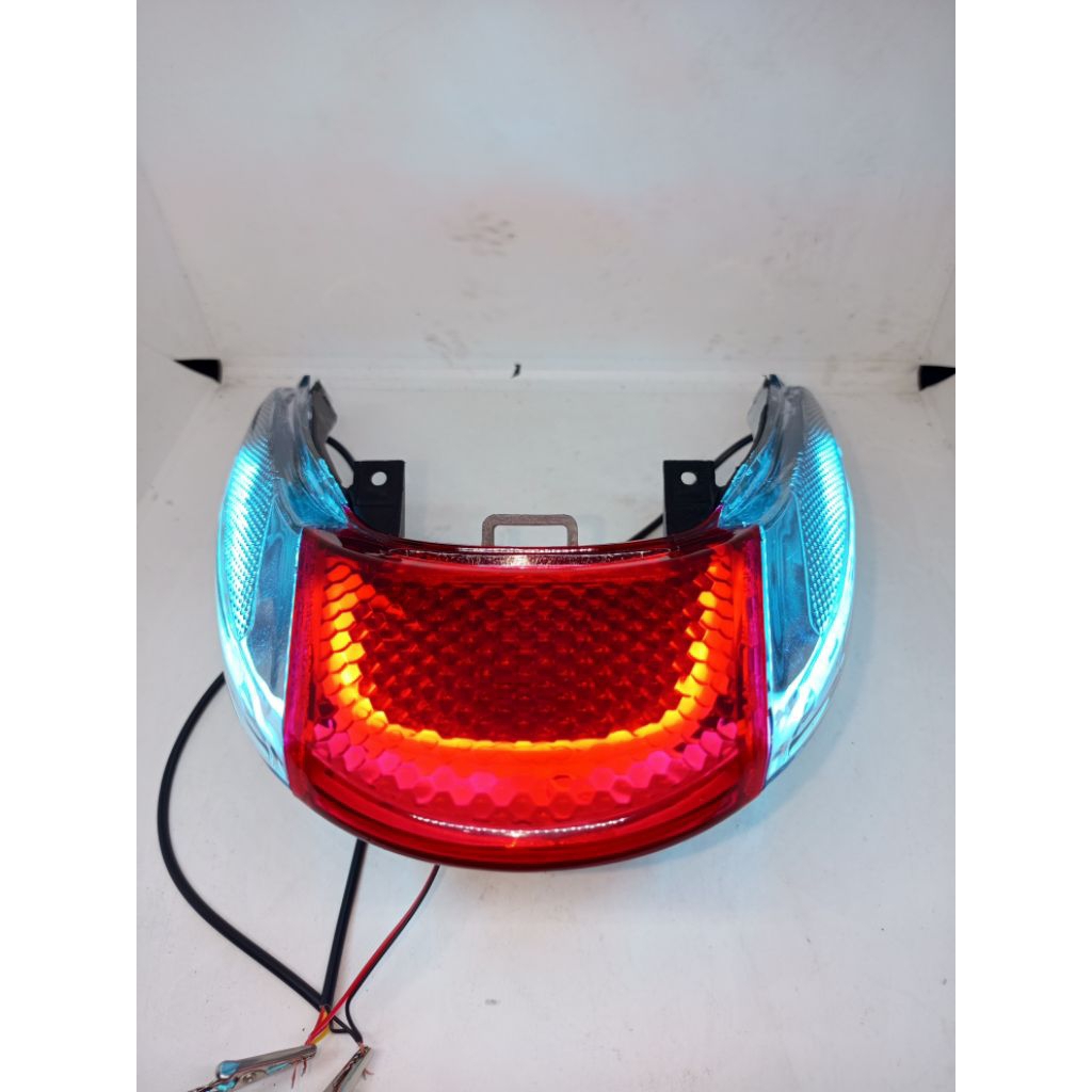 CUSTOM LAMPU STOP VARIO 110 KARBU PLUS DOUBLE ALIS