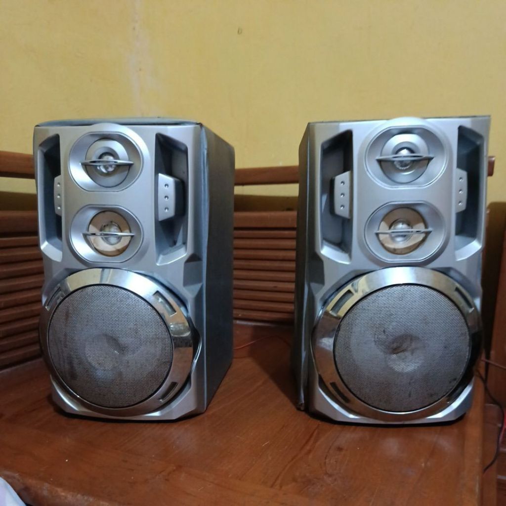 Speaker pasif Techniks Pioneer sepasang