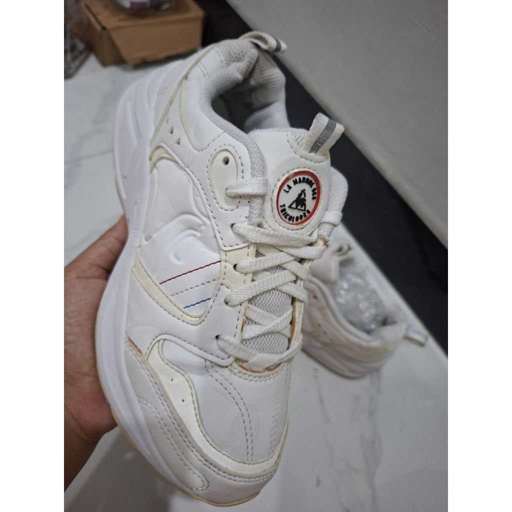 Sepatu Preloved Le Coq Sportif Size 36