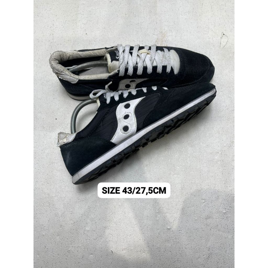 sepatu saucony jazz black