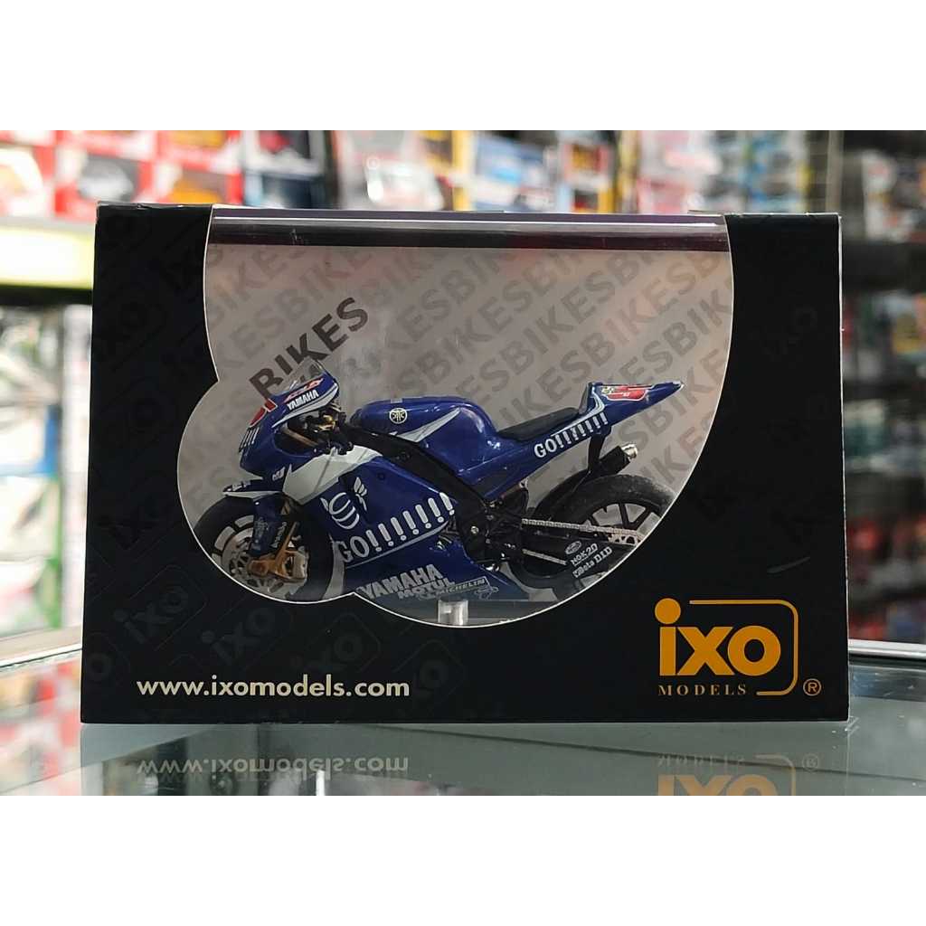 78-60 IXO 1:24 RAB097 YAMAHA YZR-M1 C EDWARDS 2005 Diecast Motorcycle Toys