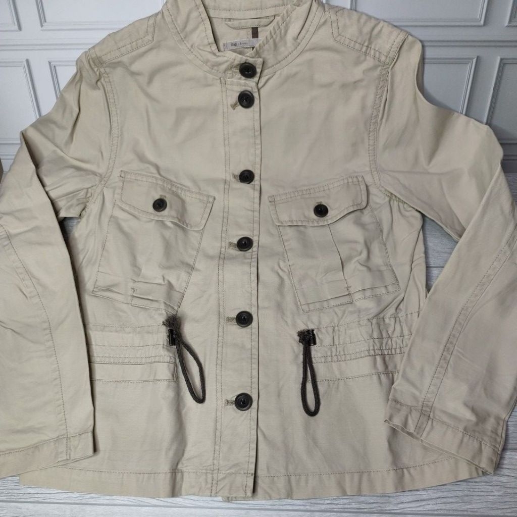 jaket GAP krem jaket krem GAP jacket GAP krem outer GAP krem outer krem oversize blazer blazer GAP b