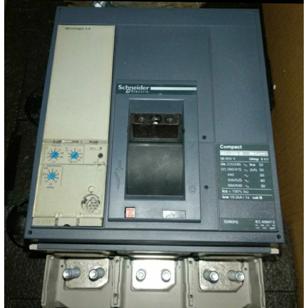 MCCB NS 1250A1250N 3P SCHNEIDER