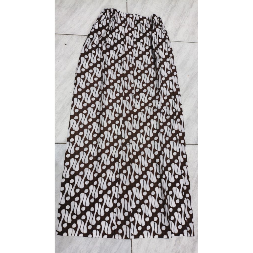 jarik langsung pakai,sinjang parang,jarik pinggang karet,jarik wiron instan,jarik wanita dewasa,jari