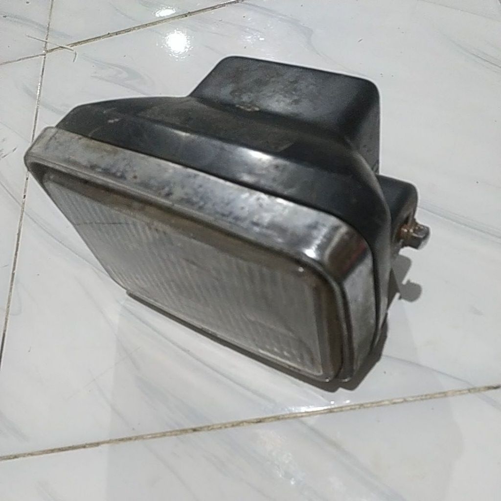 reflektor depan lampu depan batok lampu GP100 TS125 A100 GP125 original UTUH