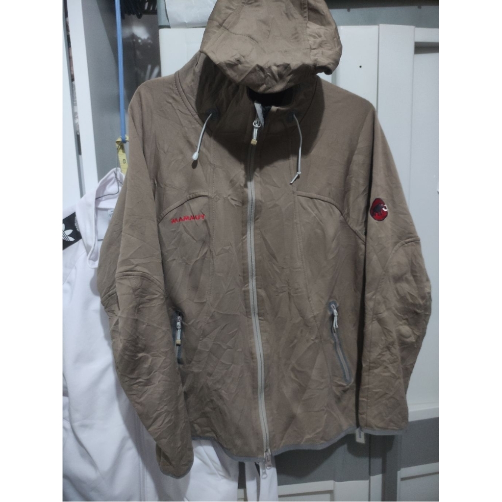 MAMMUT