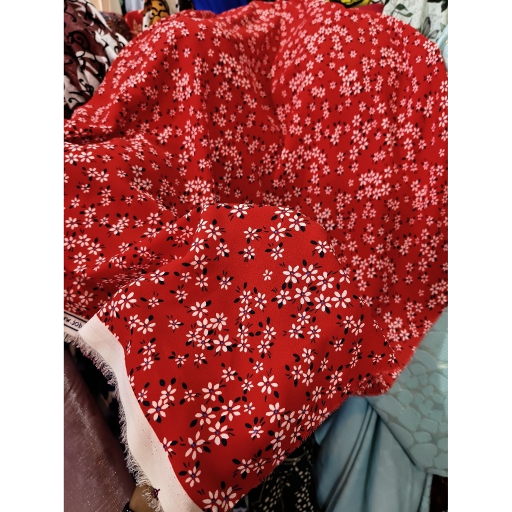 kain crep motif bunga kecil / kain satin motif / kain crep terlaris