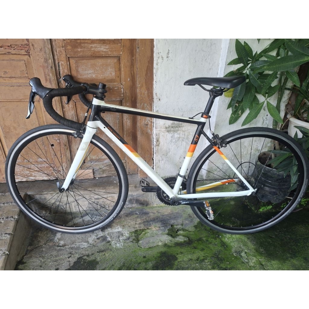 polygon strattos s3 sepeda balap roadbike