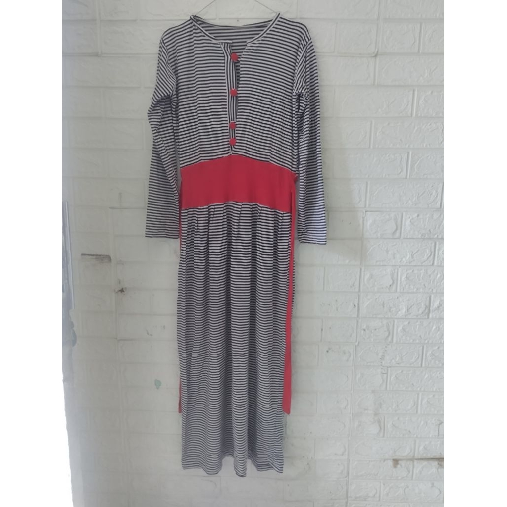 Gamis Harian Preloved Garis Garis Hitam Putih Kombinasi Merah