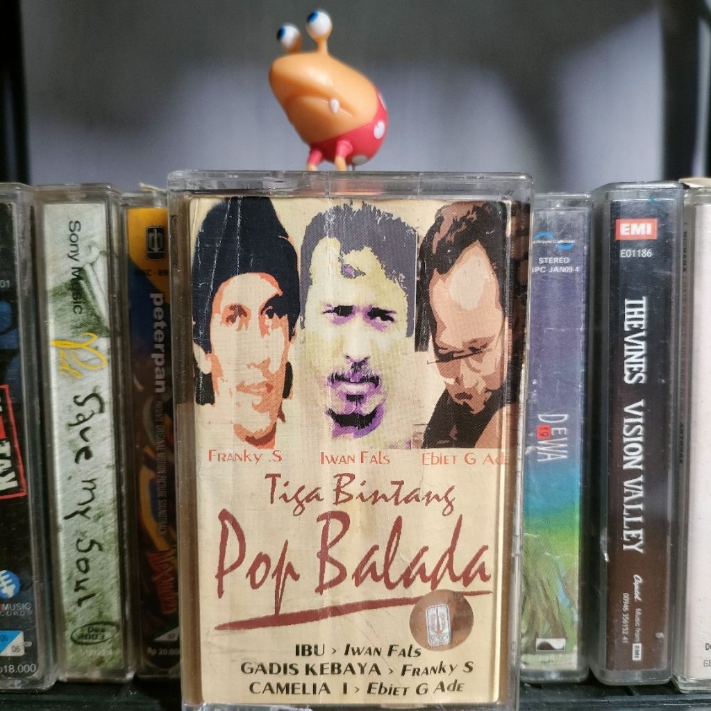 Kaset Pita Pop Balada Tiga Bintang Iwan Fals Ebiet Franky S Ibu Camelia baca deskripsi