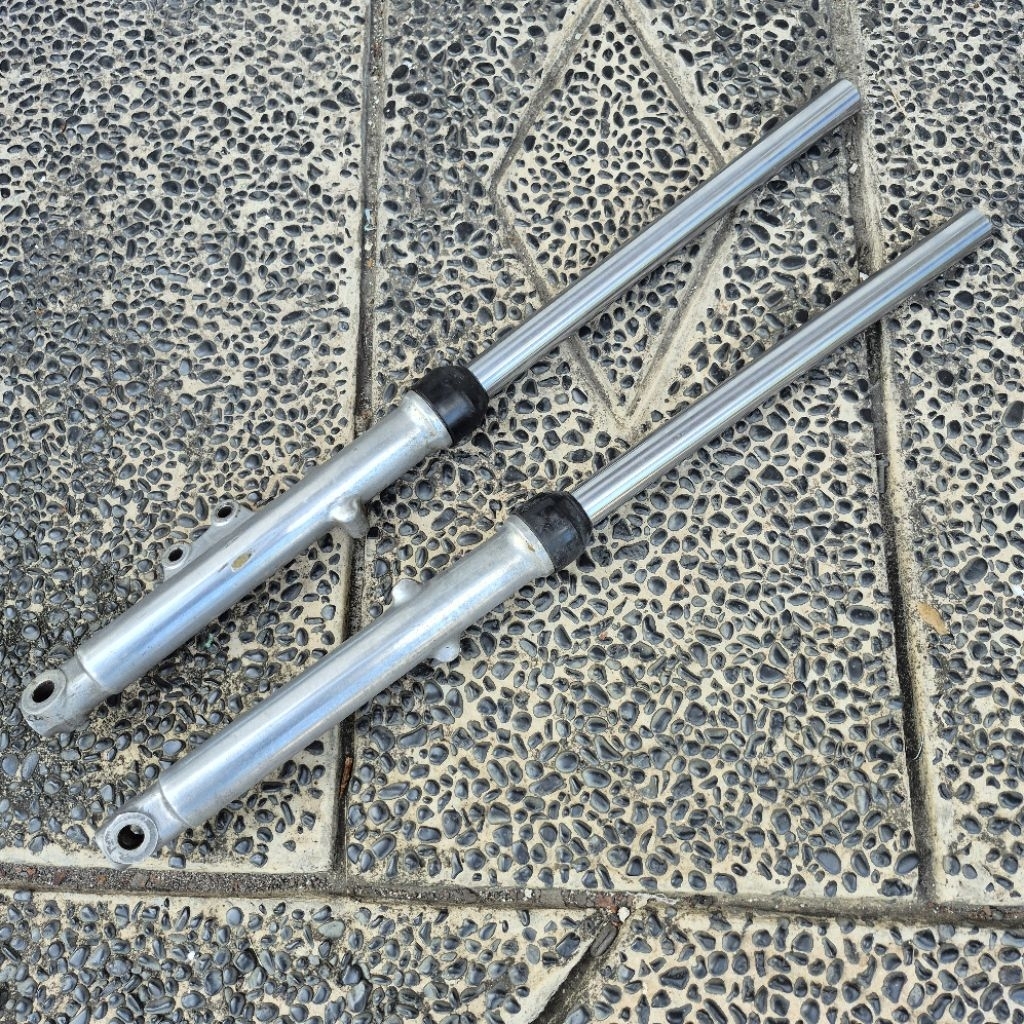 Shock depan set Yamaha RX King Lama Kobra Bekas Original Copotan Motor