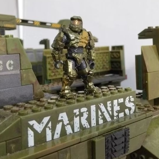 Mega Bloks Construx Halo Master Chief Floodgate Edition