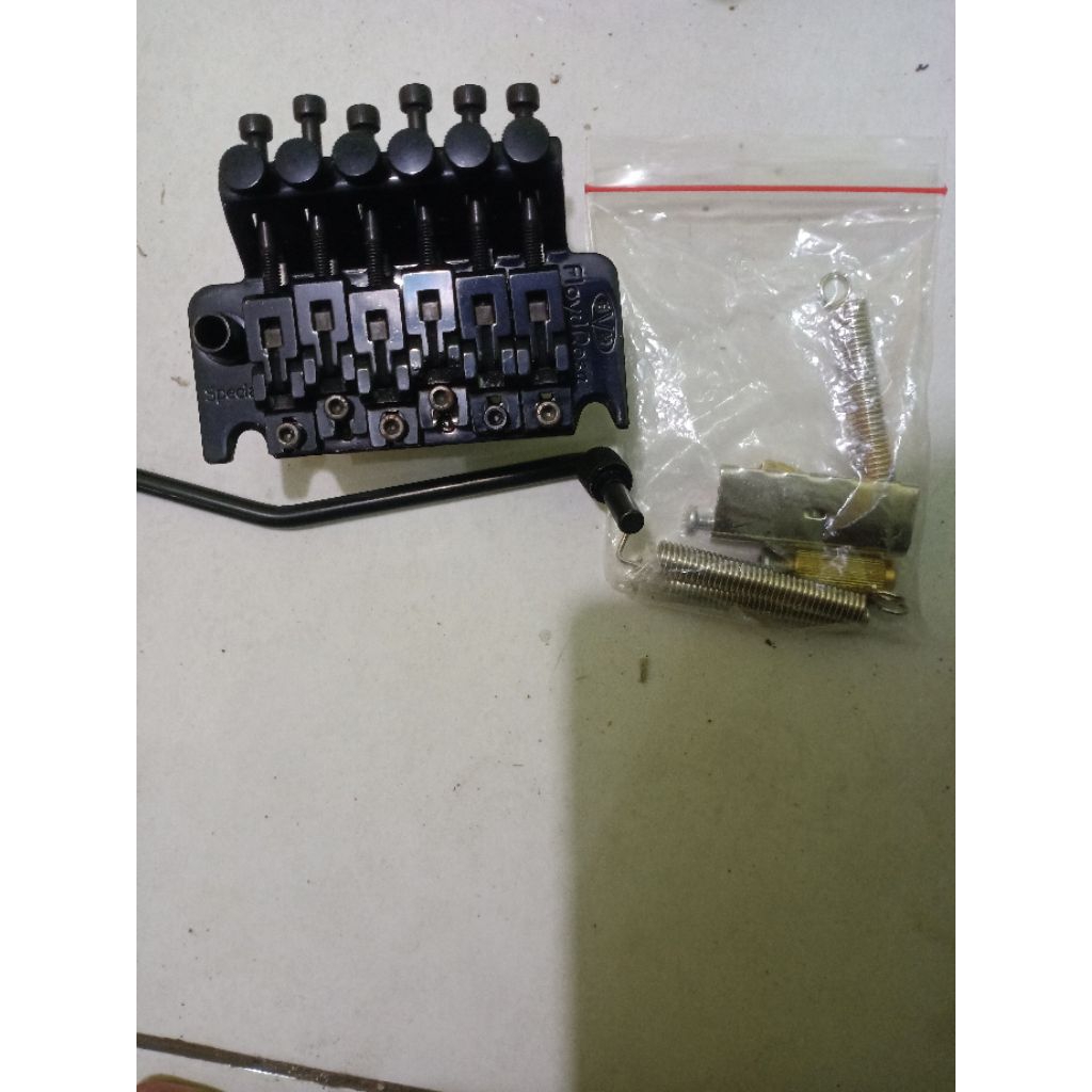 tremolo EVH Floyd rose fullset kondisi baru