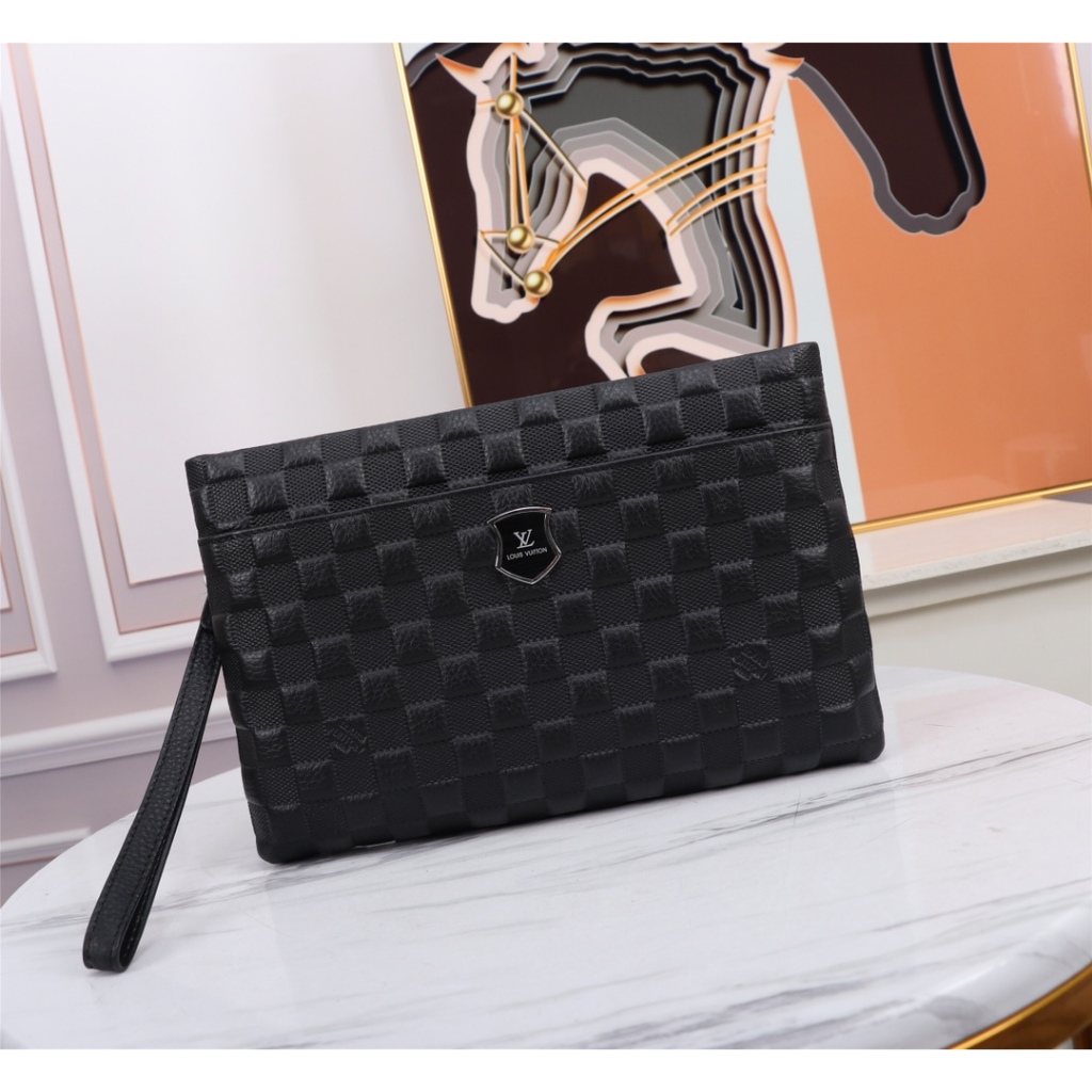 New ORI VV men's clutch, imported high-end leather bag, comes with a strap for hand carrying